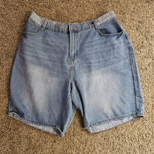 SHEIN Curve Light Blue Jean Shorts